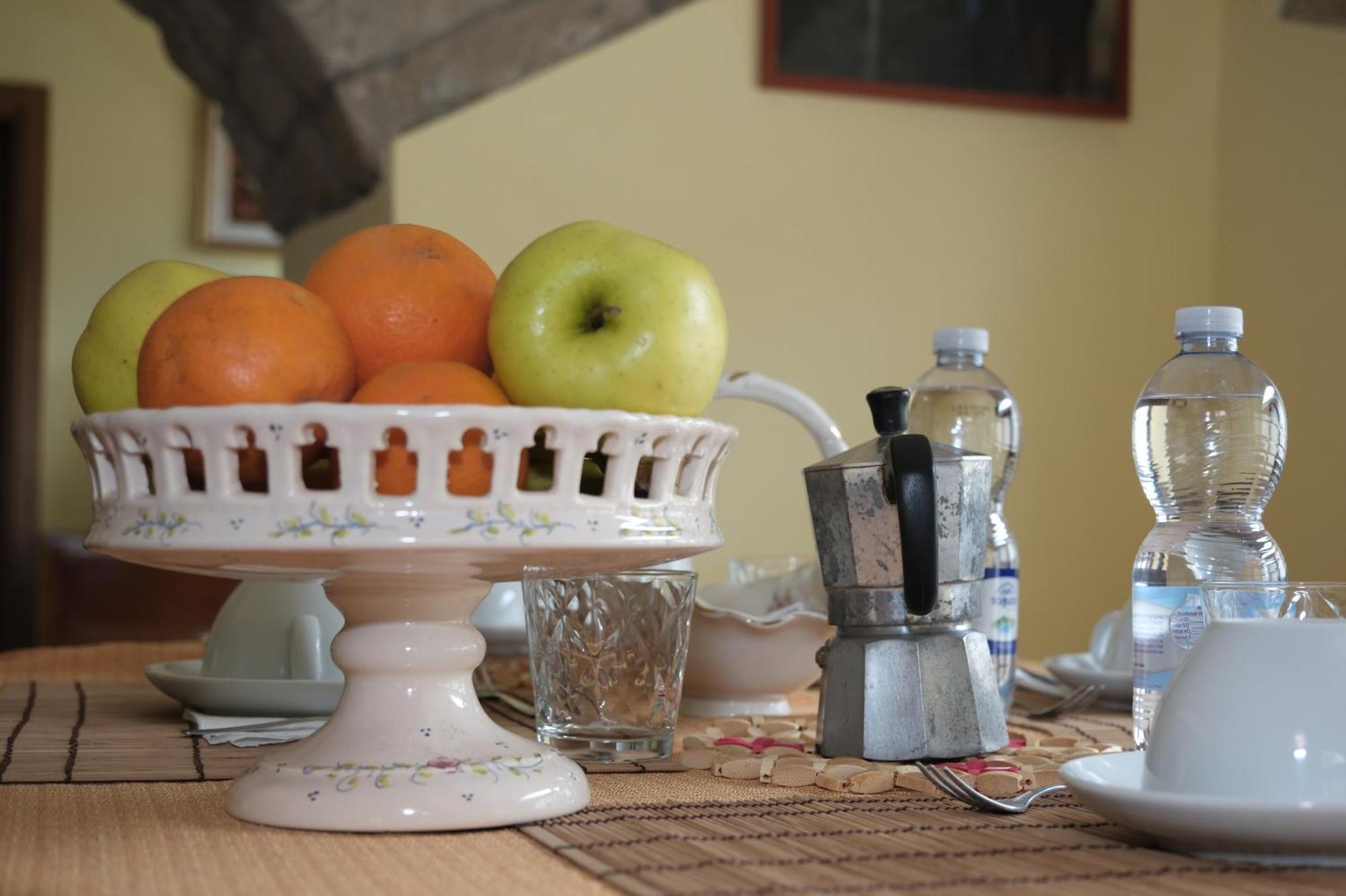 Conte Spencer Bed & Breakfast Caserta Vecchia Exterior photo